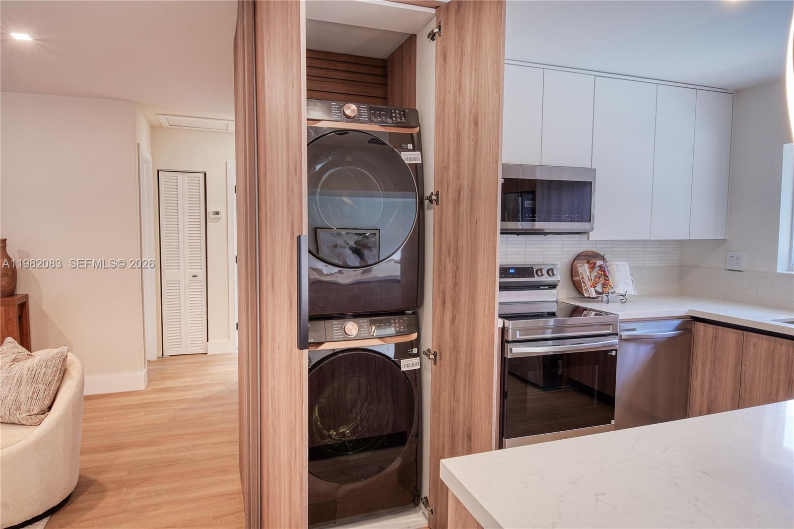 1524 NE 31st Ct Pompano Beach, FL 33064