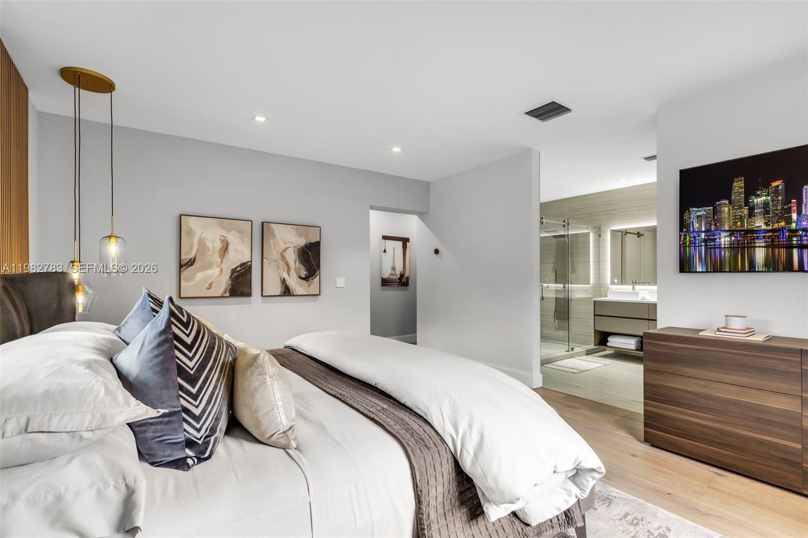 500 NE 51st St Miami, FL 33137