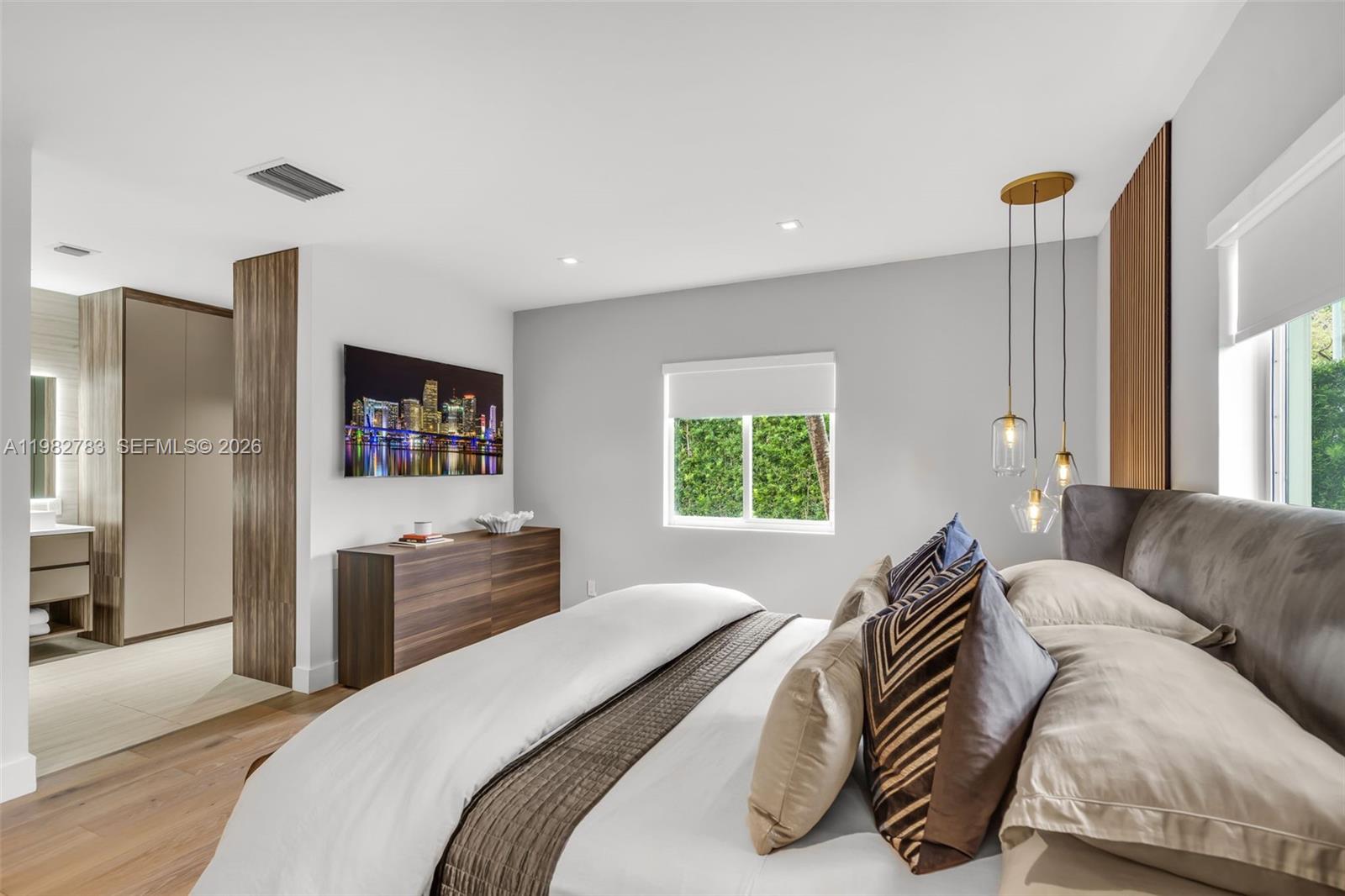 500 NE 51st St Miami, FL 33137