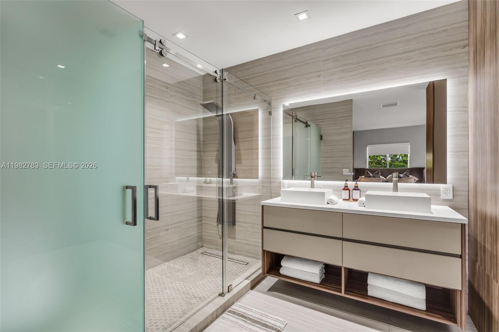 500 NE 51st St Miami, FL 33137