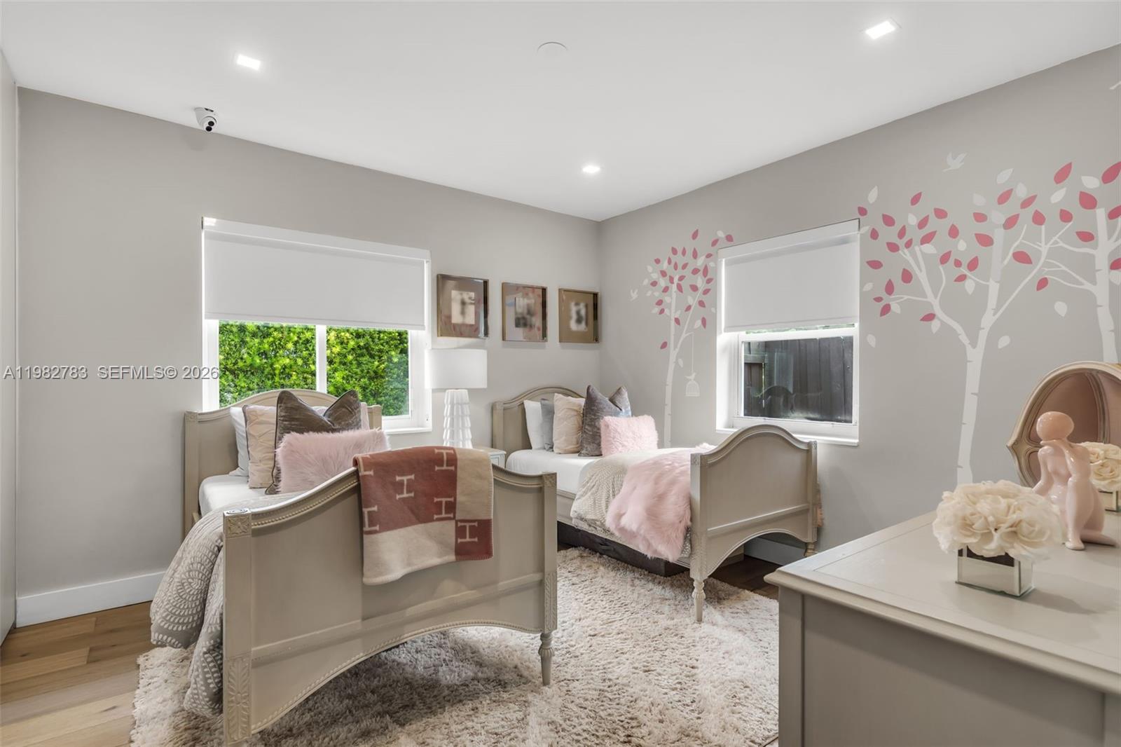 500 NE 51st St Miami, FL 33137