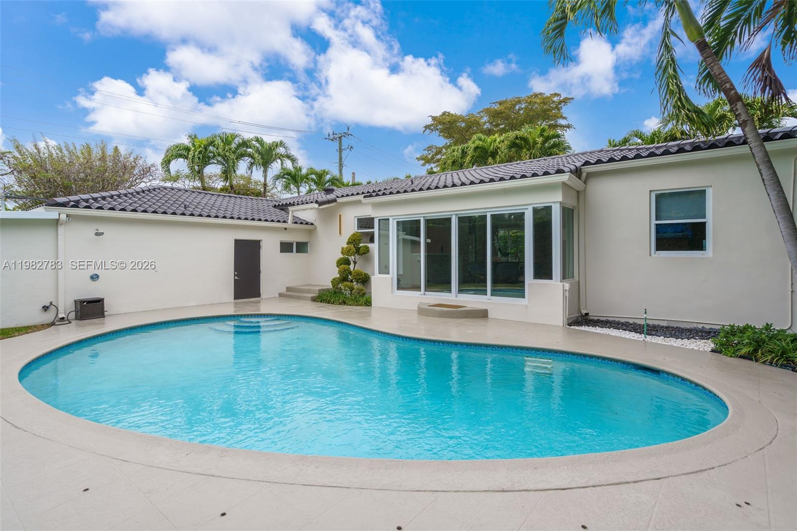 500 NE 51st St Miami, FL 33137