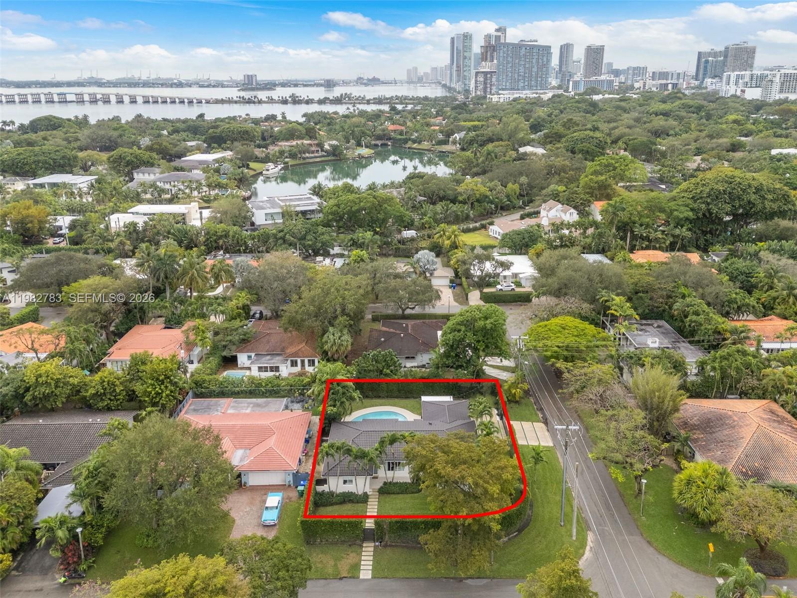 500 NE 51st St Miami, FL 33137