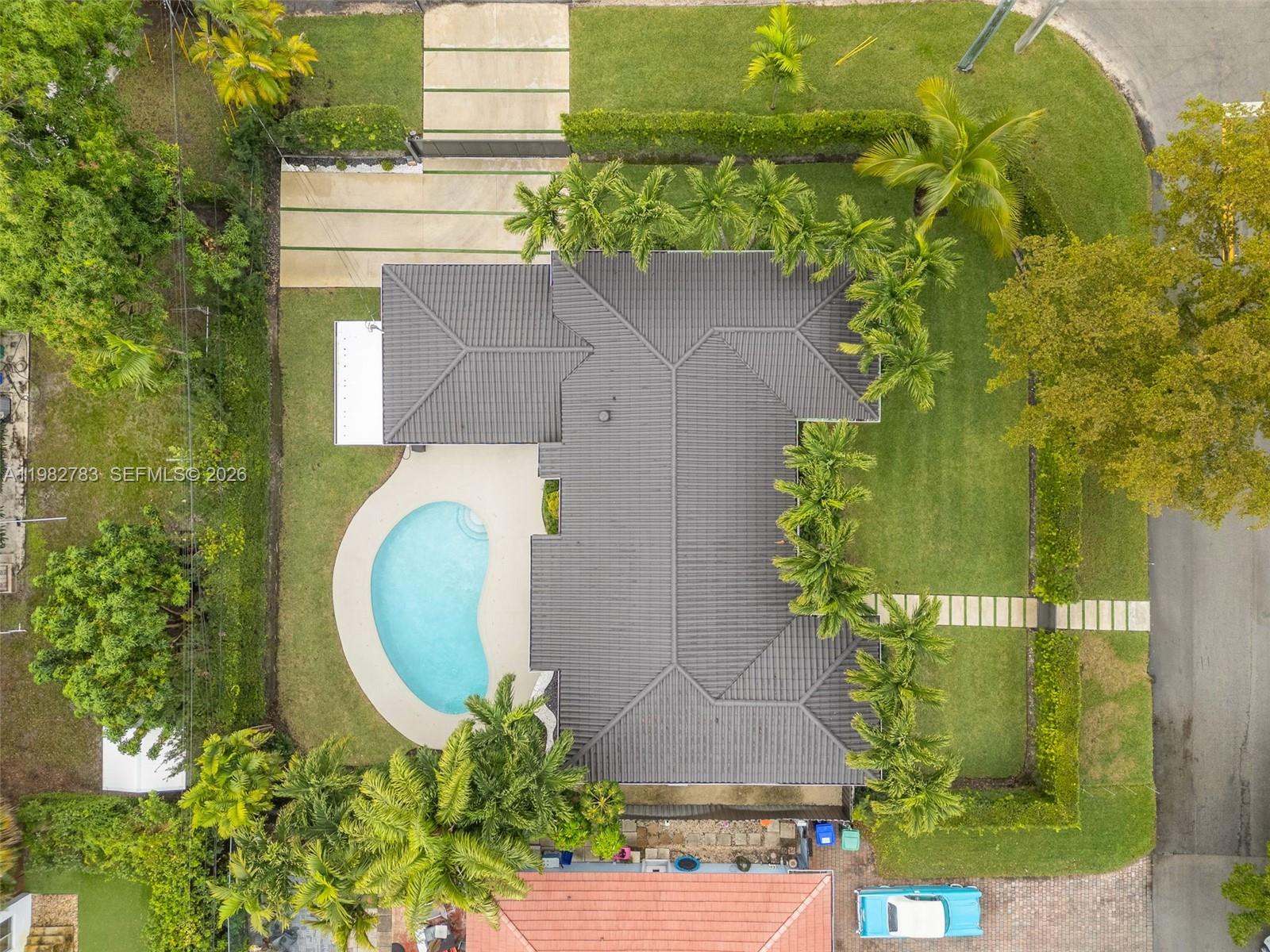 500 NE 51st St Miami, FL 33137