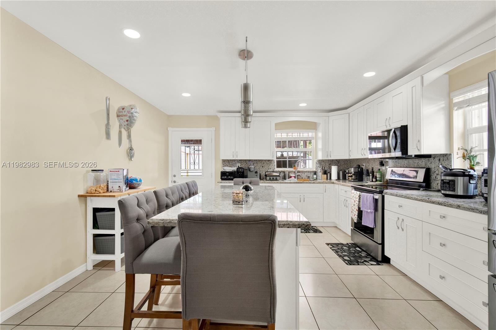 560 NW 57th Ct Miami, FL 33126