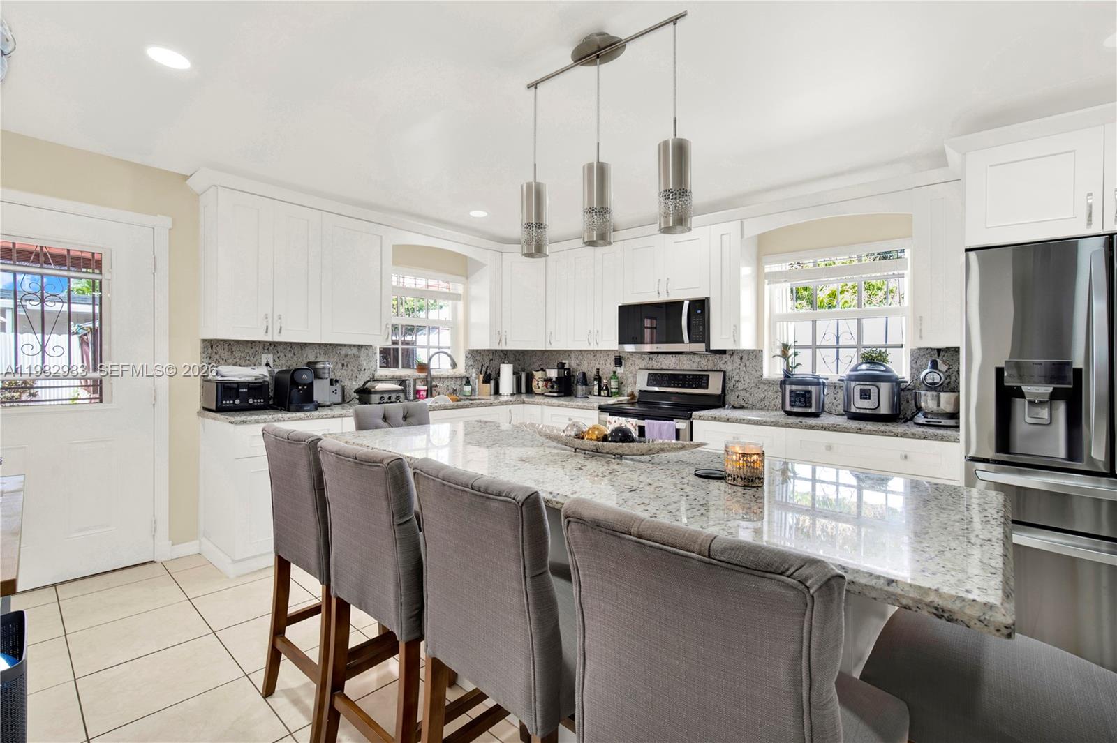 560 NW 57th Ct Miami, FL 33126