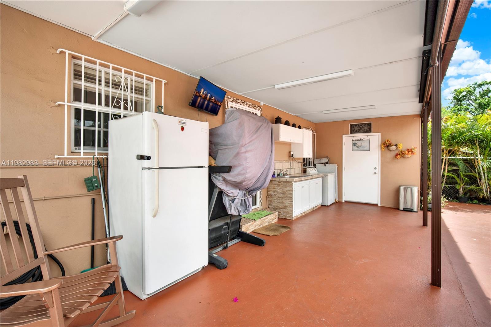 560 NW 57th Ct Miami, FL 33126