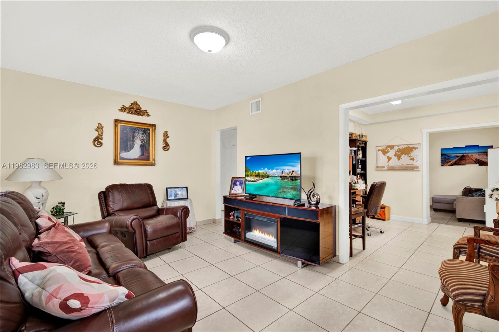 560 NW 57th Ct Miami, FL 33126