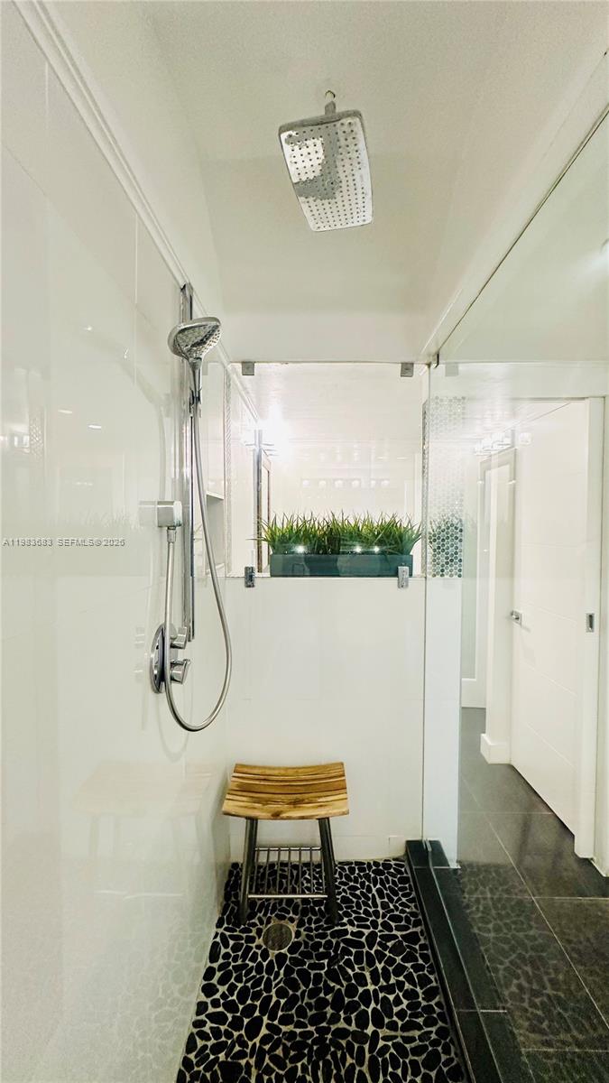 19390 Collins Ave #424 Sunny Isles Beach, FL 33160