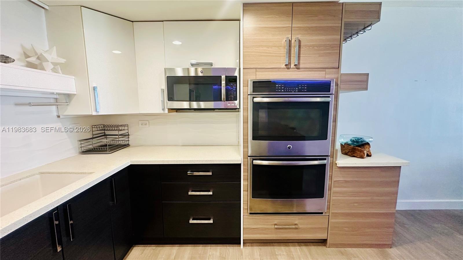 19390 Collins Ave #424 Sunny Isles Beach, FL 33160