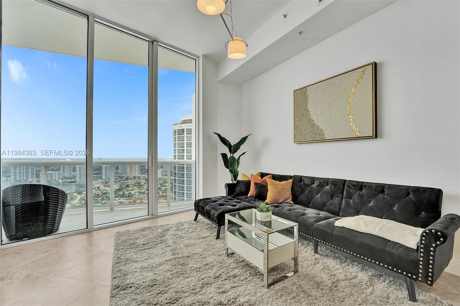 18101 Collins Ave #PH206 Sunny Isles Beach, FL 33160