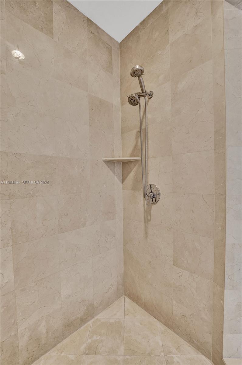 18101 Collins Ave #PH206 Sunny Isles Beach, FL 33160