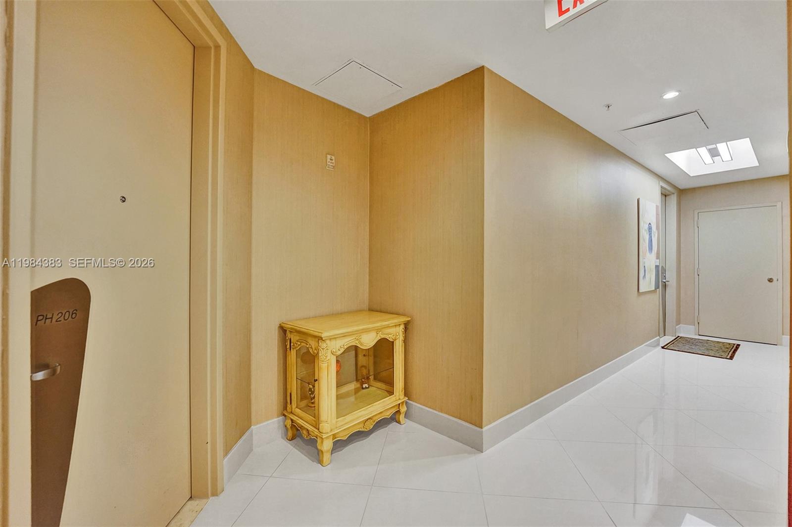 18101 Collins Ave #PH206 Sunny Isles Beach, FL 33160