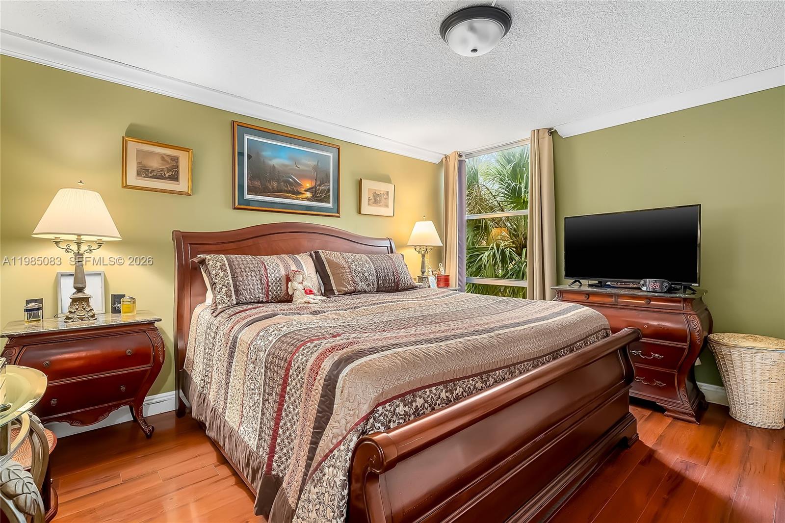 200 172nd St #319 Sunny Isles Beach, FL 33160