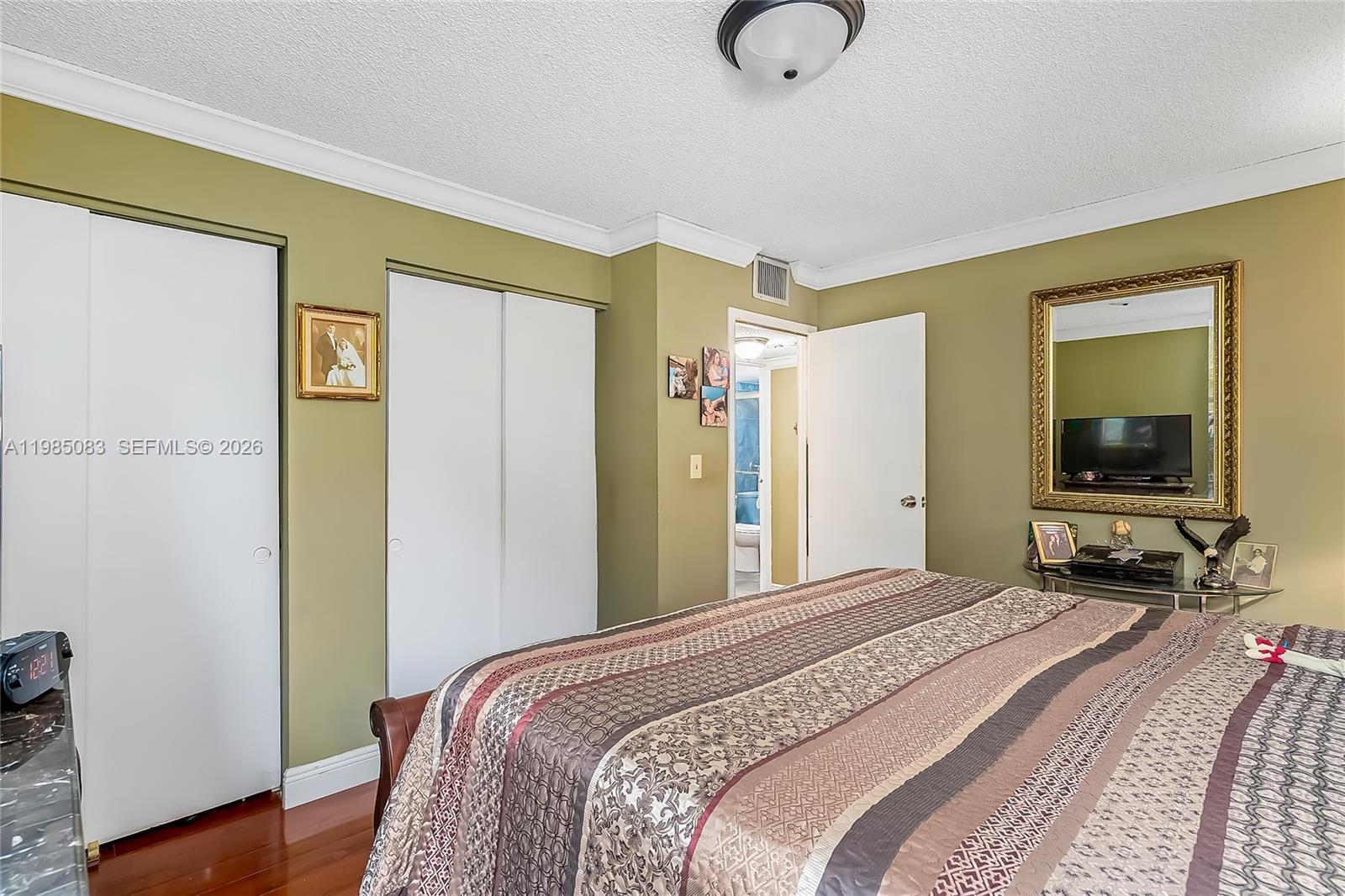 200 172nd St #319 Sunny Isles Beach, FL 33160