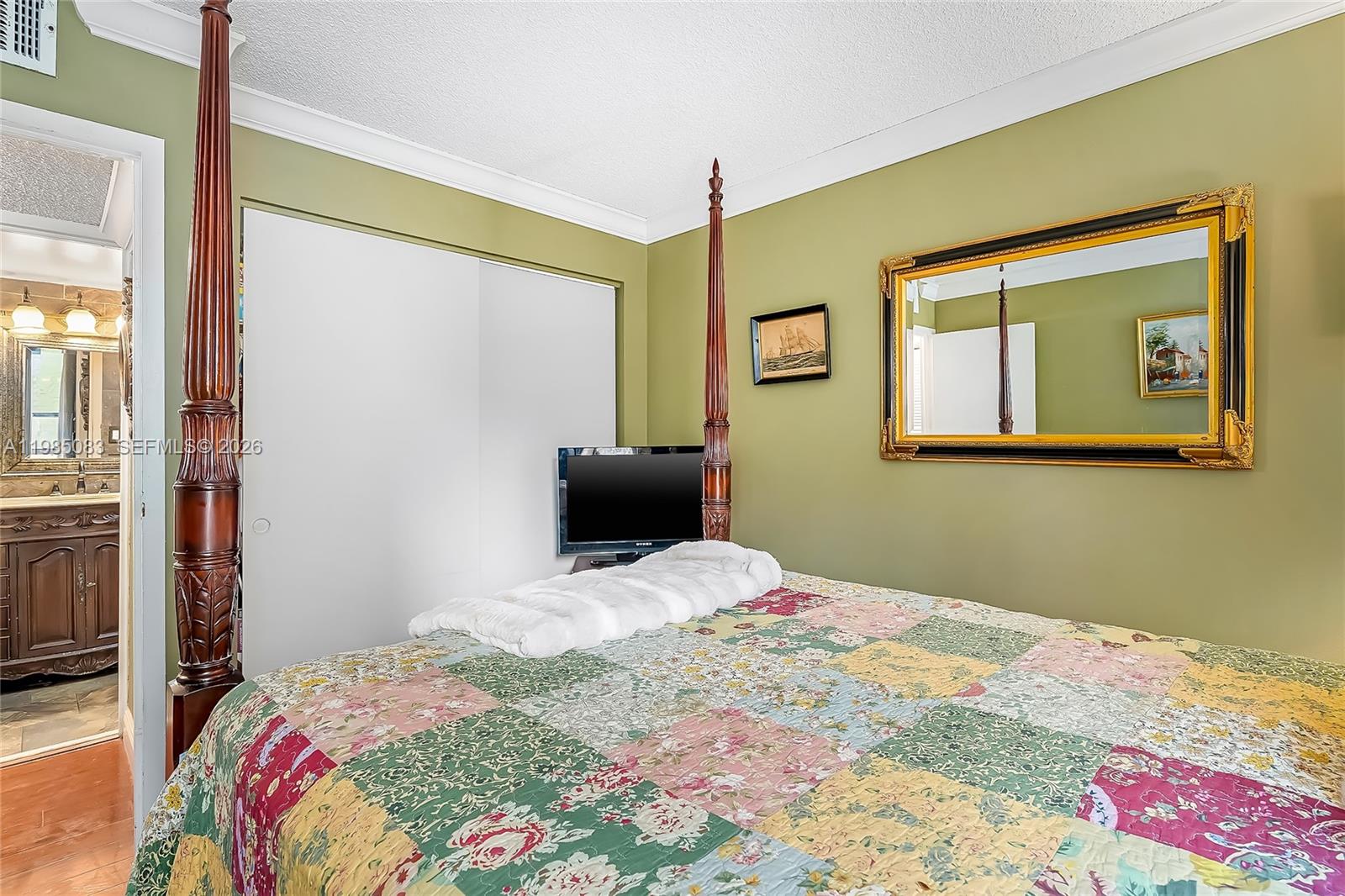 200 172nd St #319 Sunny Isles Beach, FL 33160