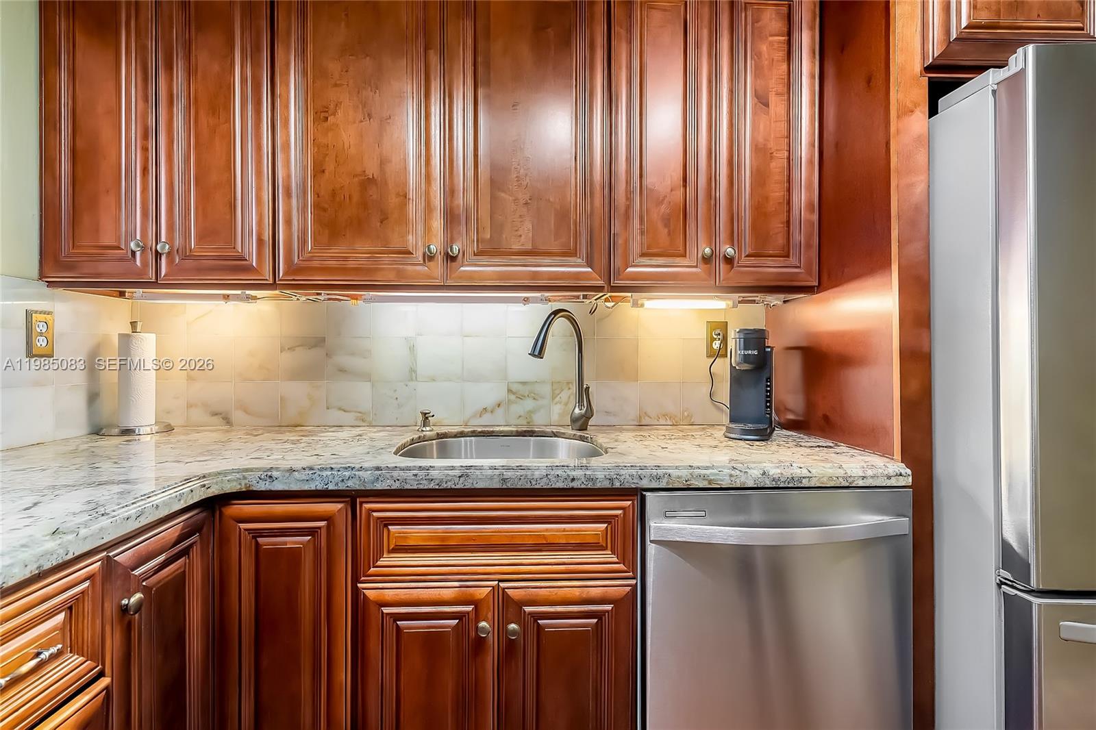 200 172nd St #319 Sunny Isles Beach, FL 33160