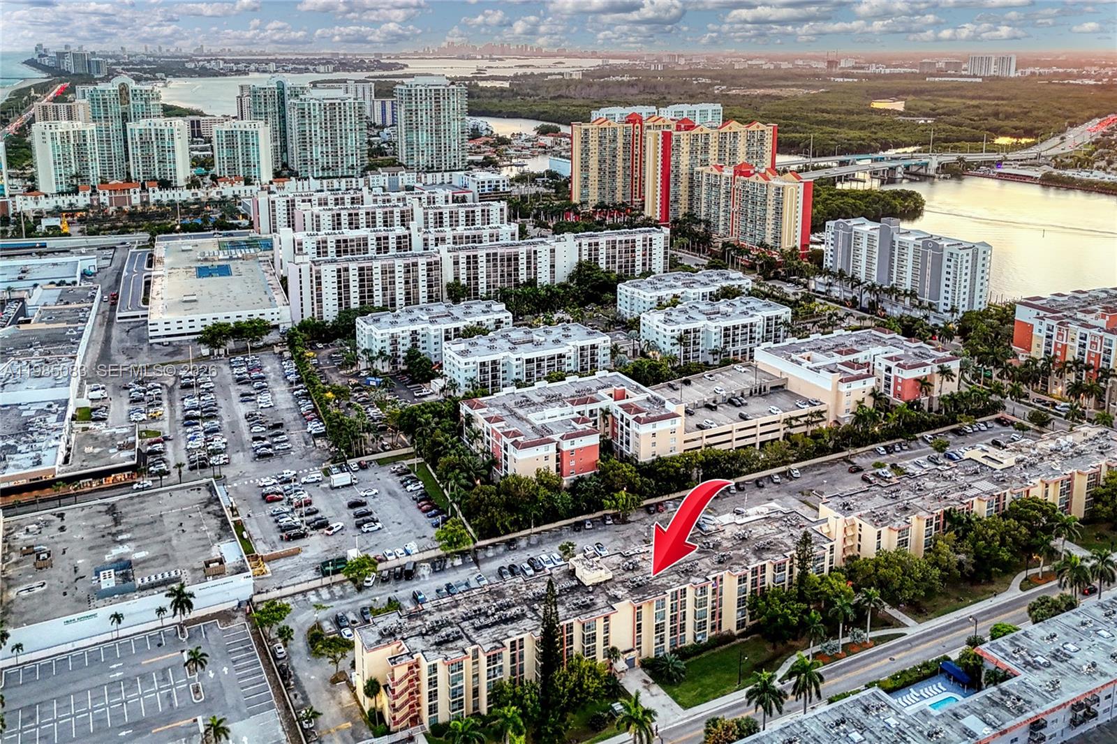 200 172nd St #319 Sunny Isles Beach, FL 33160