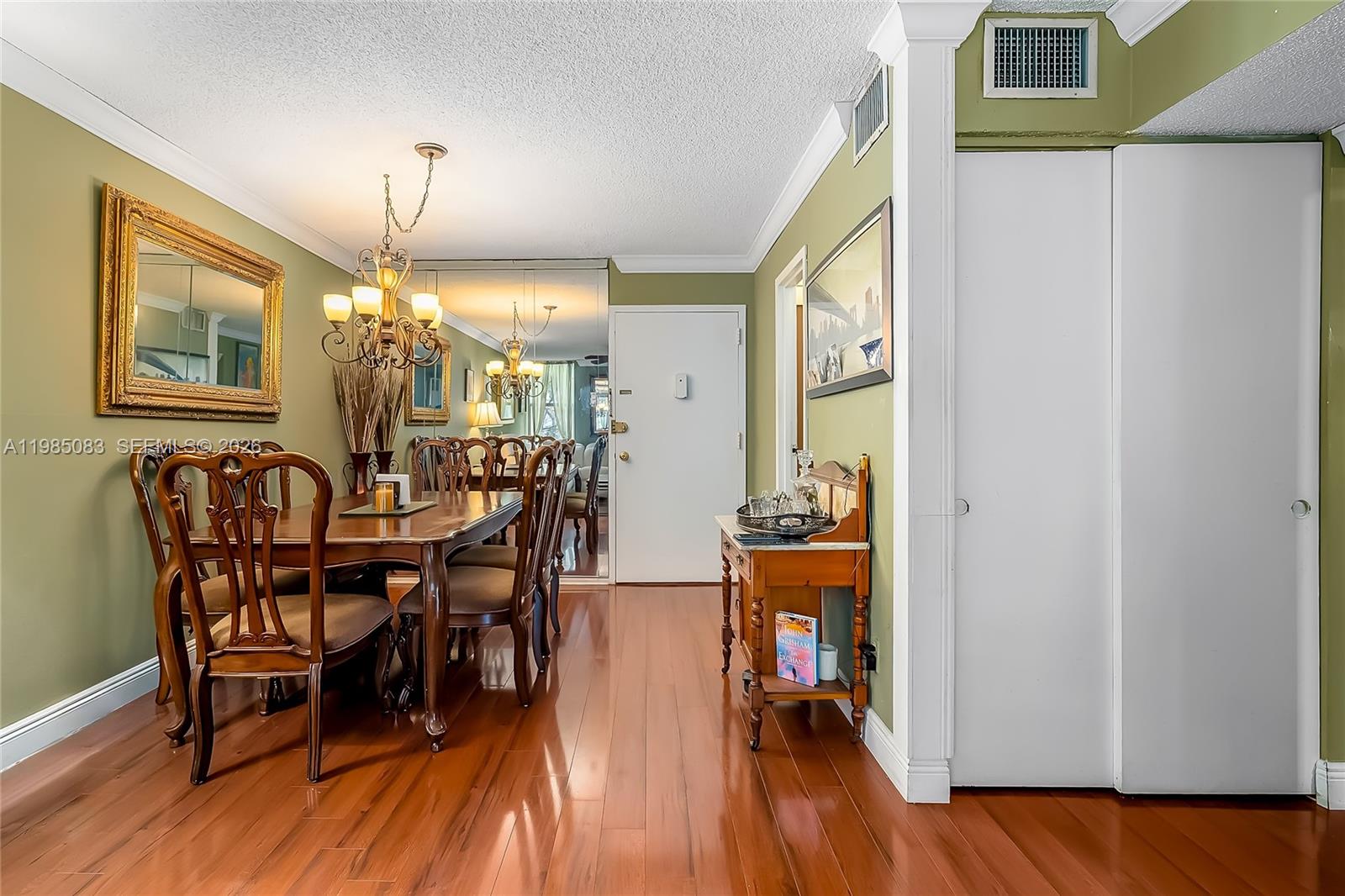 200 172nd St #319 Sunny Isles Beach, FL 33160