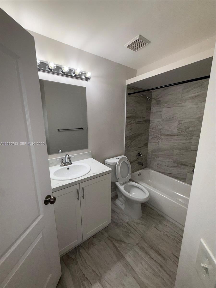 15750 SW 92nd Ave #29C Palmetto Bay, FL 33157