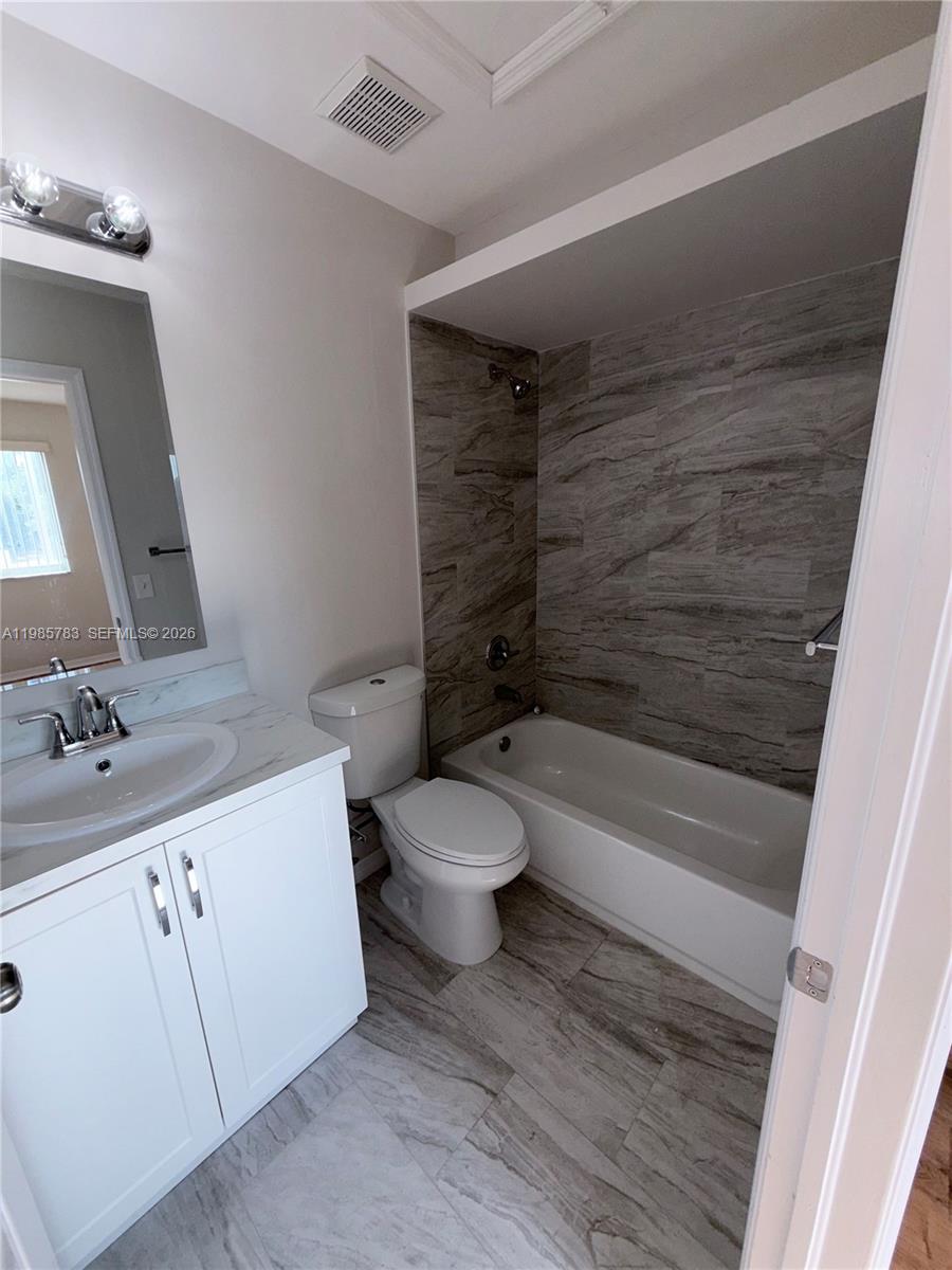 15750 SW 92nd Ave #29C Palmetto Bay, FL 33157