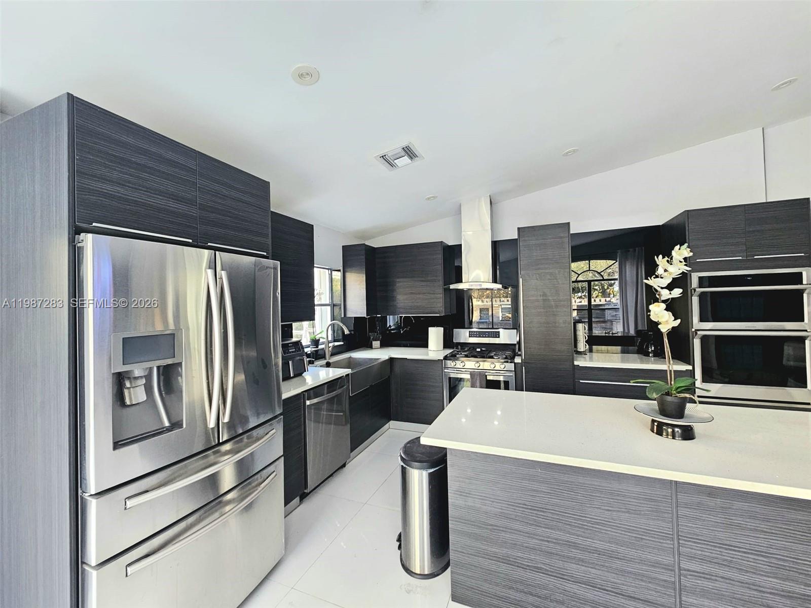 8003 SW 158th Pl Miami, FL 33193