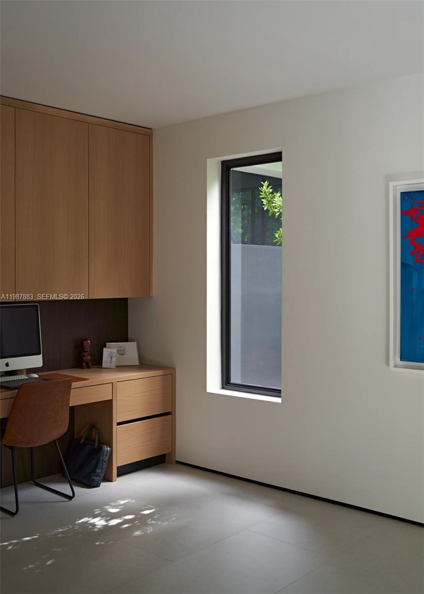 6371 SW 107th St Pinecrest, FL 33156