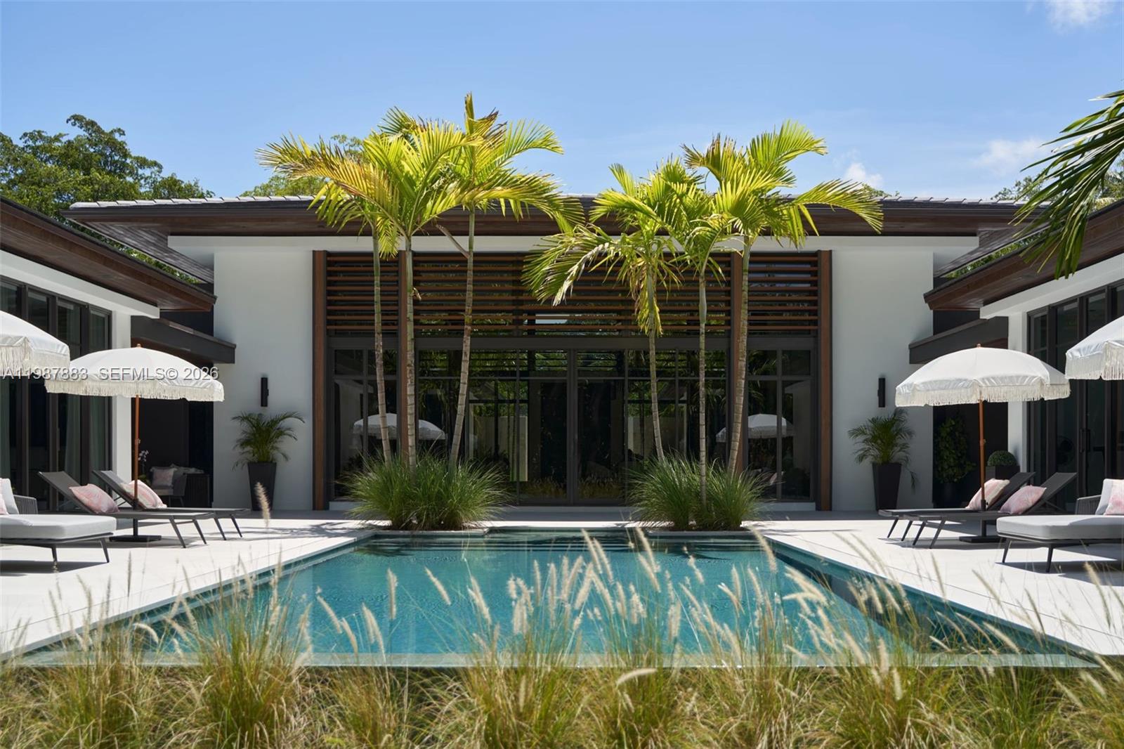 6371 SW 107th St Pinecrest, FL 33156