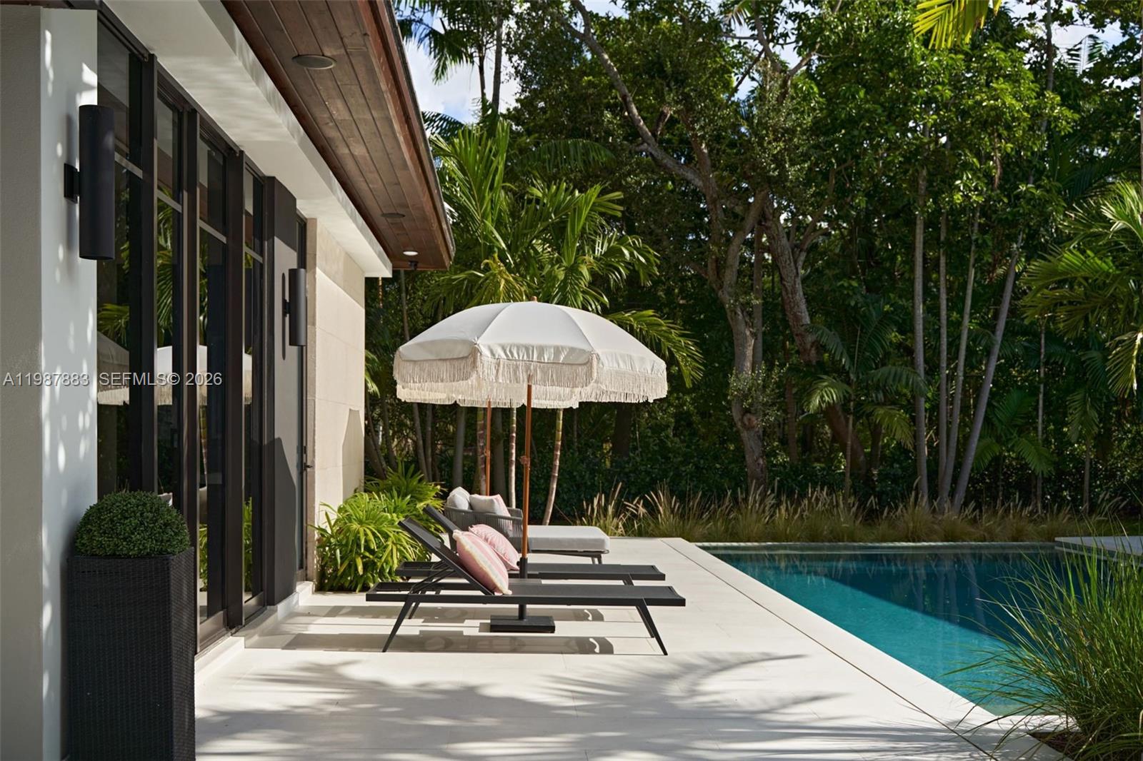 6371 SW 107th St Pinecrest, FL 33156