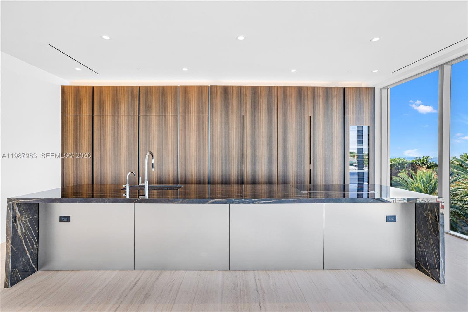 5 Grove Isle Dr #S 504 Coconut Grove, FL 33133