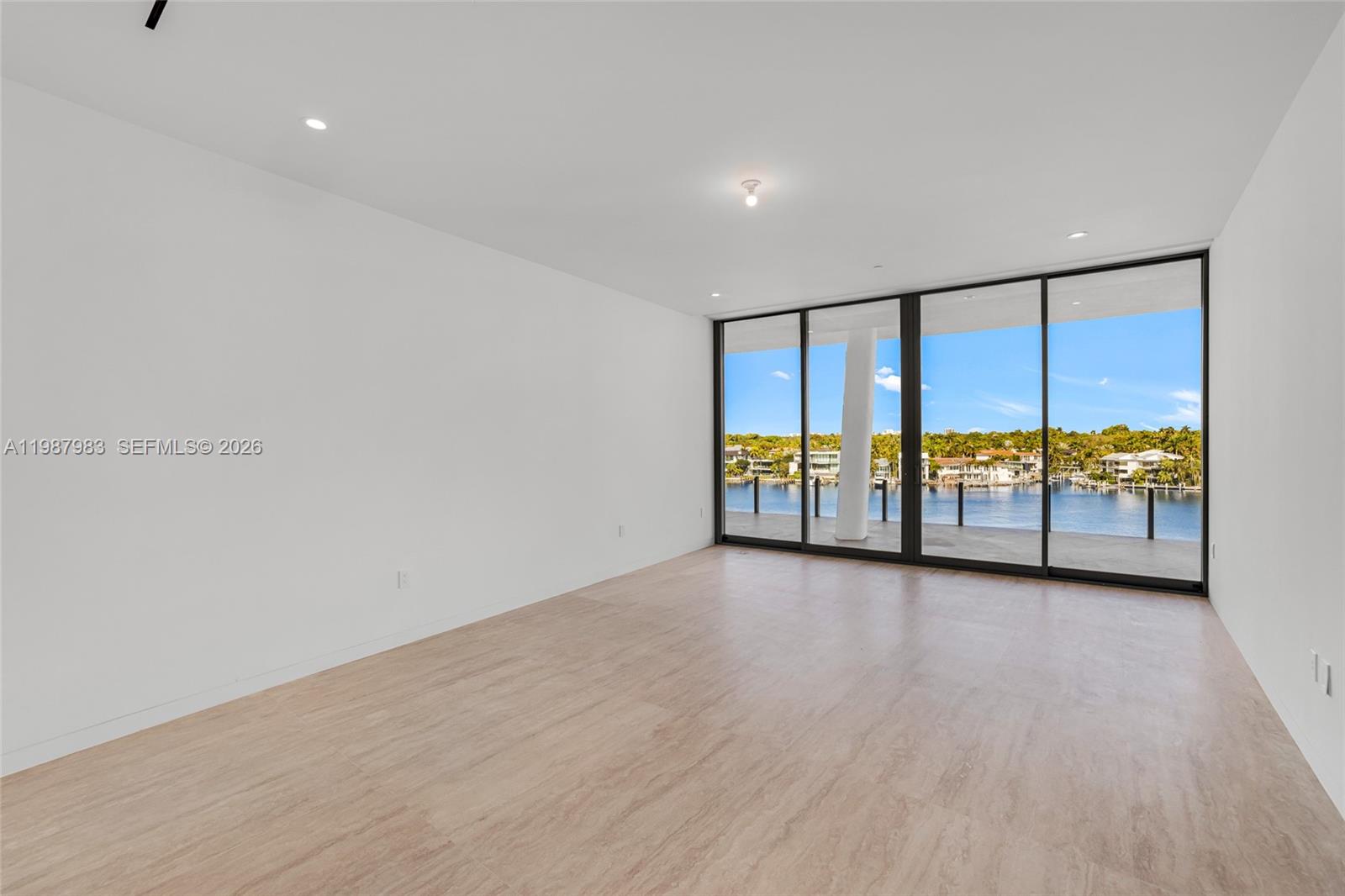 5 Grove Isle Dr #S 504 Coconut Grove, FL 33133