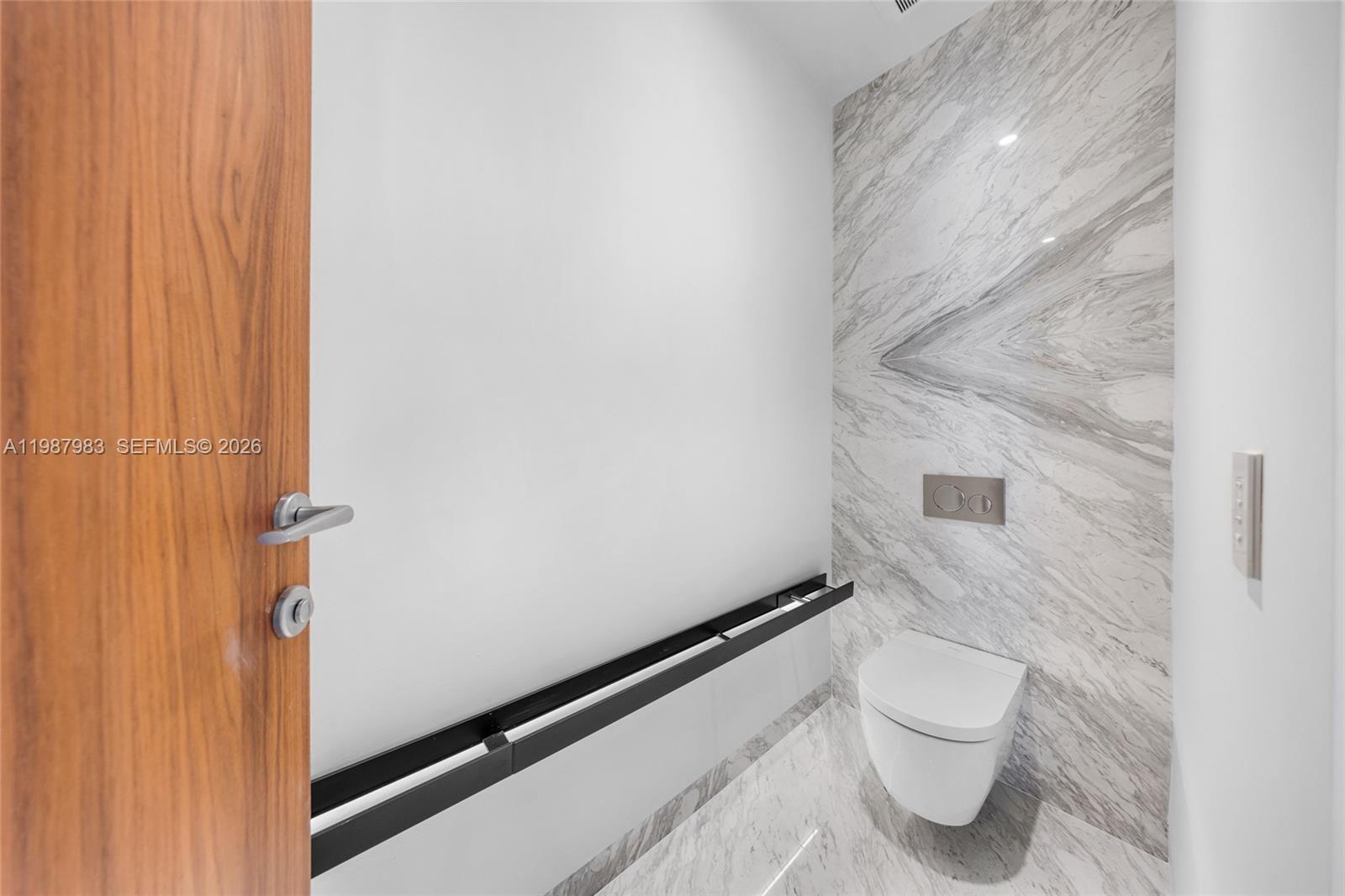 5 Grove Isle Dr #S 504 Coconut Grove, FL 33133