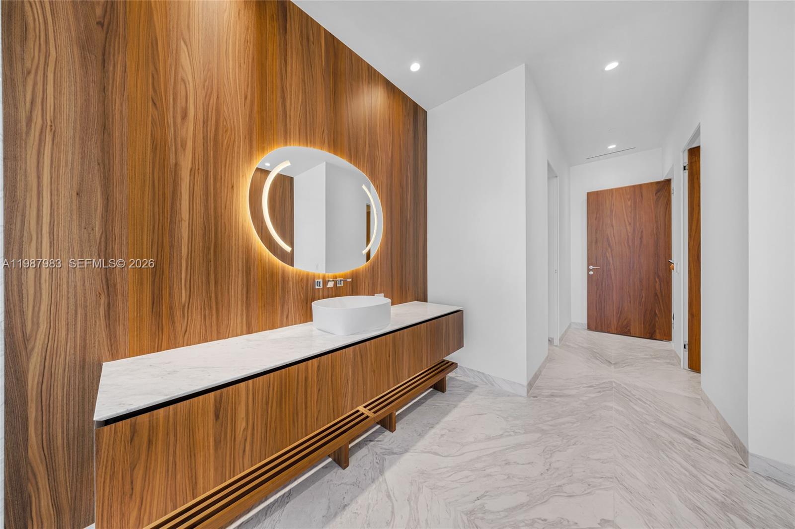 5 Grove Isle Dr #S 504 Coconut Grove, FL 33133