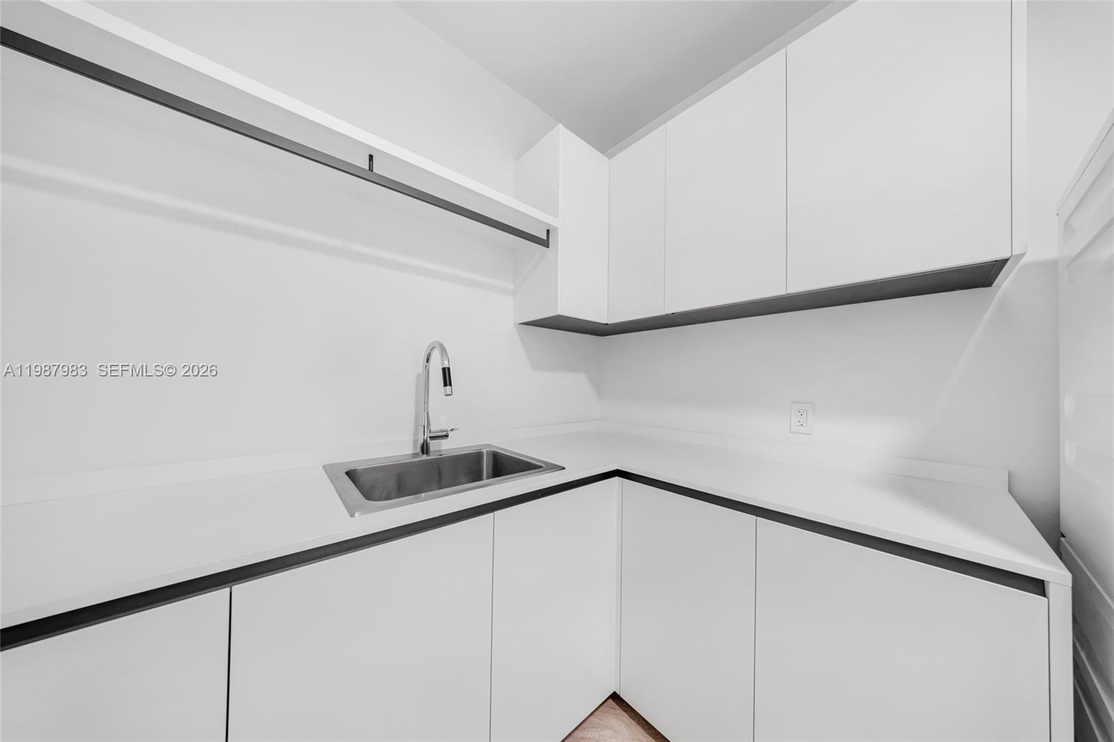 5 Grove Isle Dr #S 504 Coconut Grove, FL 33133