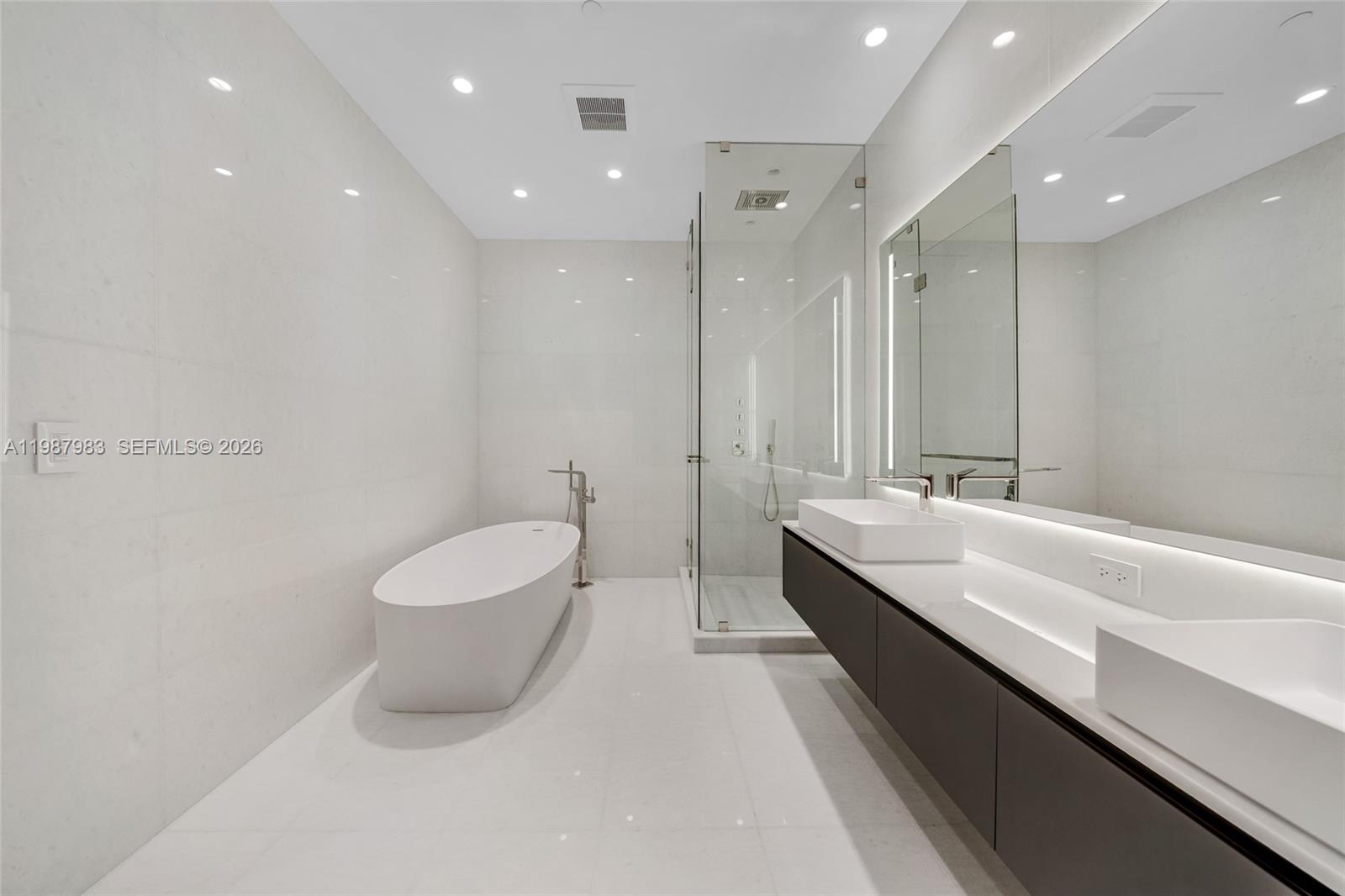 5 Grove Isle Dr #S 504 Coconut Grove, FL 33133