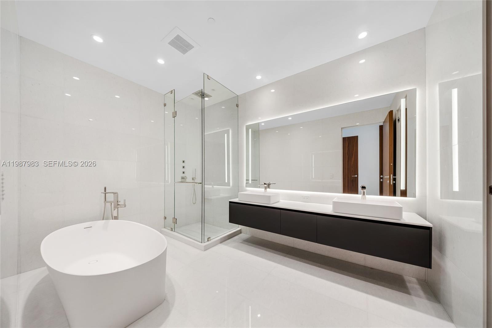 5 Grove Isle Dr #S 504 Coconut Grove, FL 33133