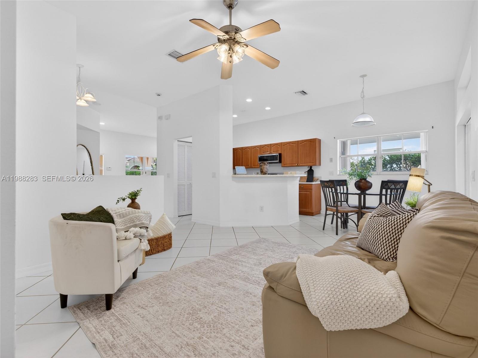 4317 Willow Rdg Dr Weston, FL 33331