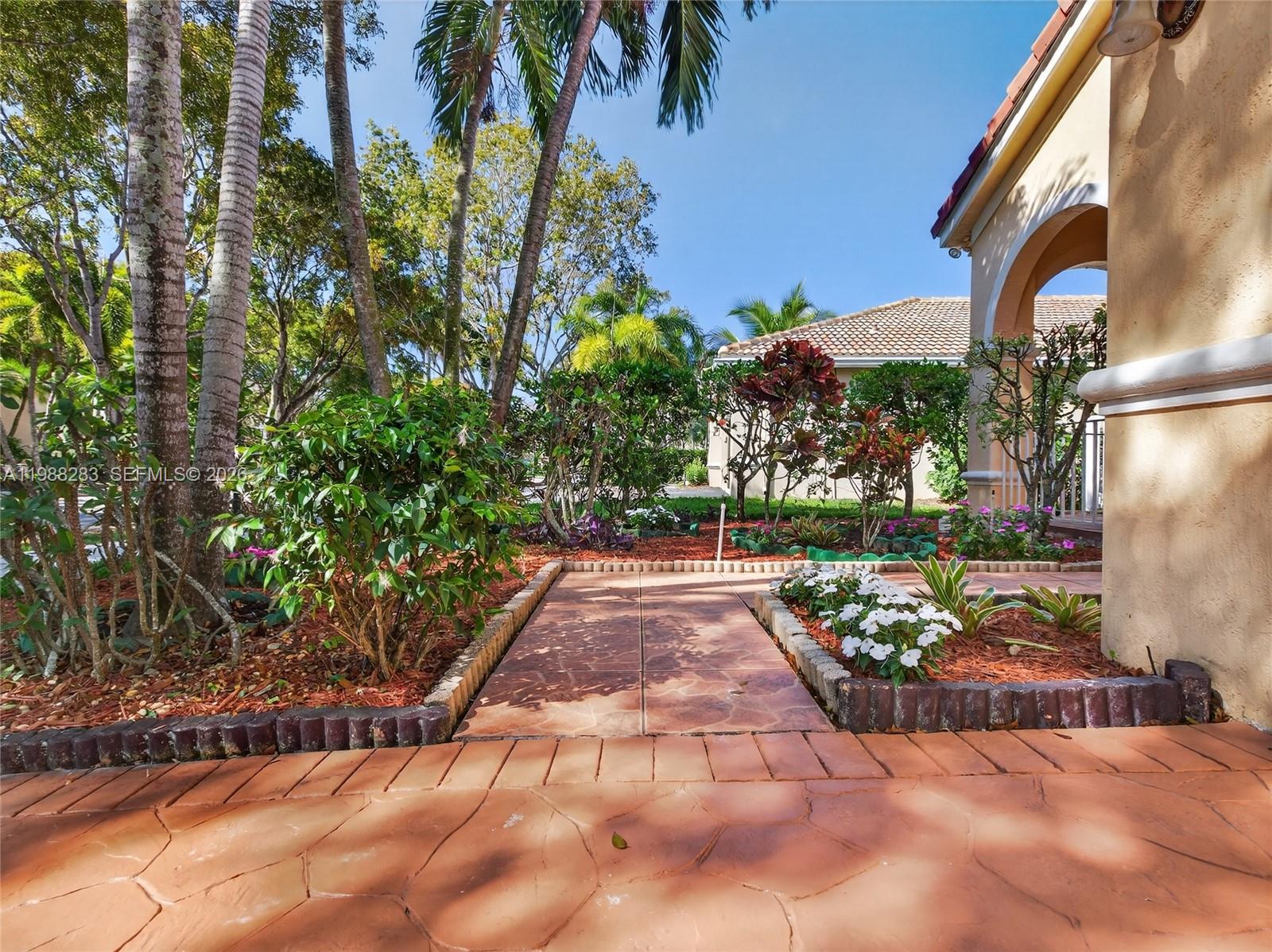 4317 Willow Rdg Dr Weston, FL 33331