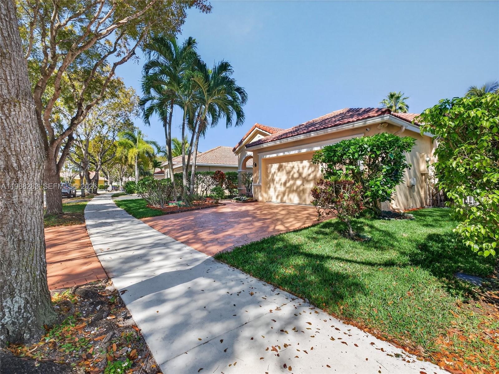 4317 Willow Rdg Dr Weston, FL 33331