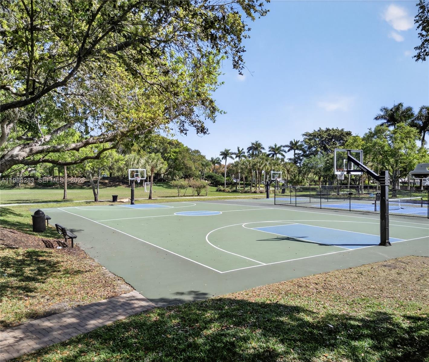 4317 Willow Rdg Dr Weston, FL 33331