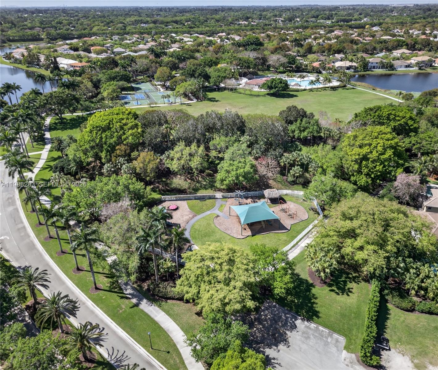 4317 Willow Rdg Dr Weston, FL 33331