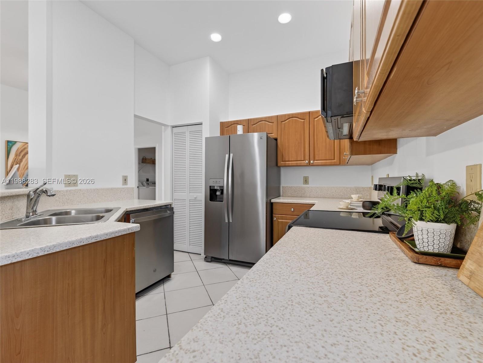 4317 Willow Rdg Dr Weston, FL 33331