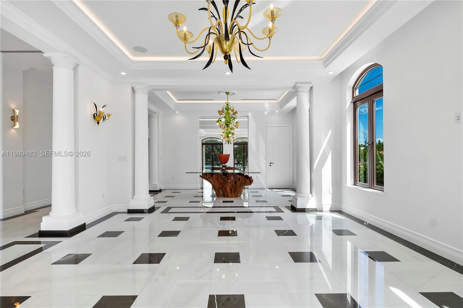 919 92nd St Surfside, FL 33154