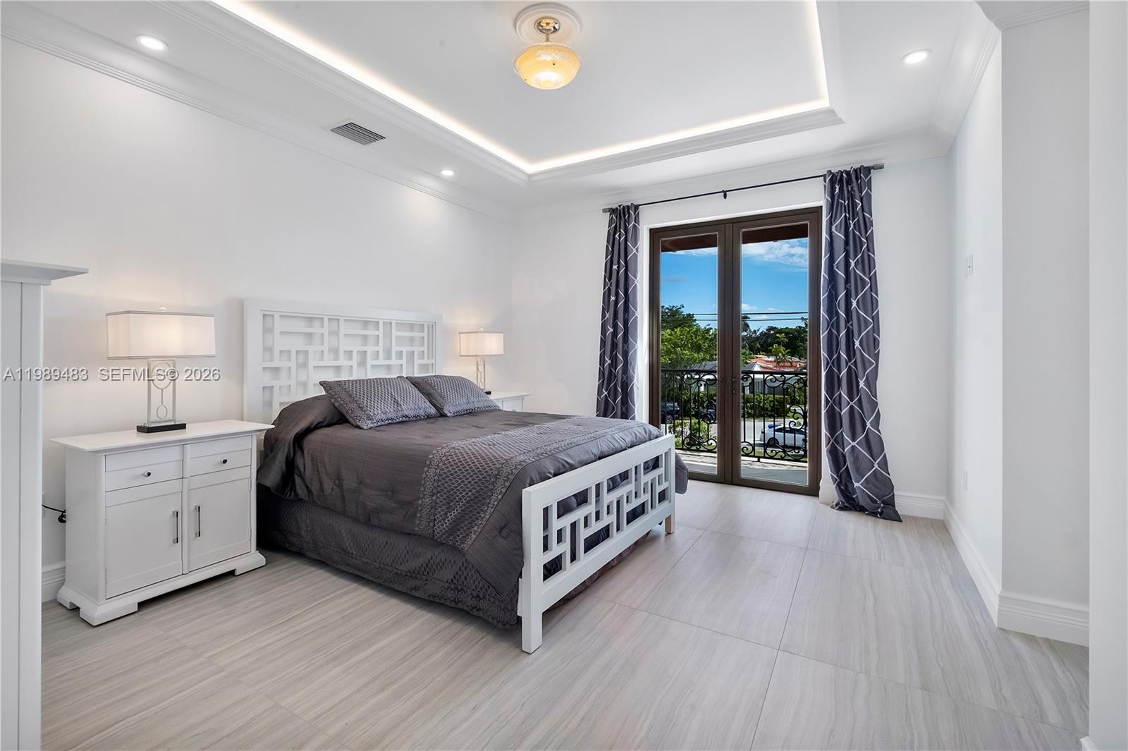 919 92nd St Surfside, FL 33154