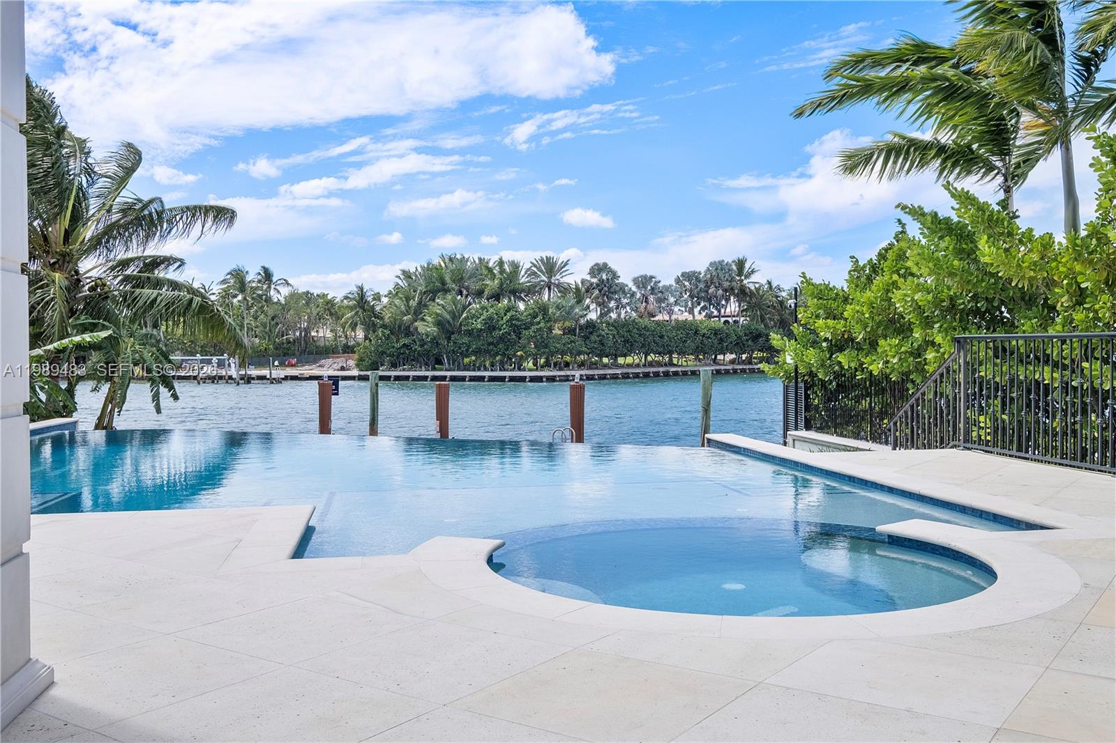 919 92nd St Surfside, FL 33154