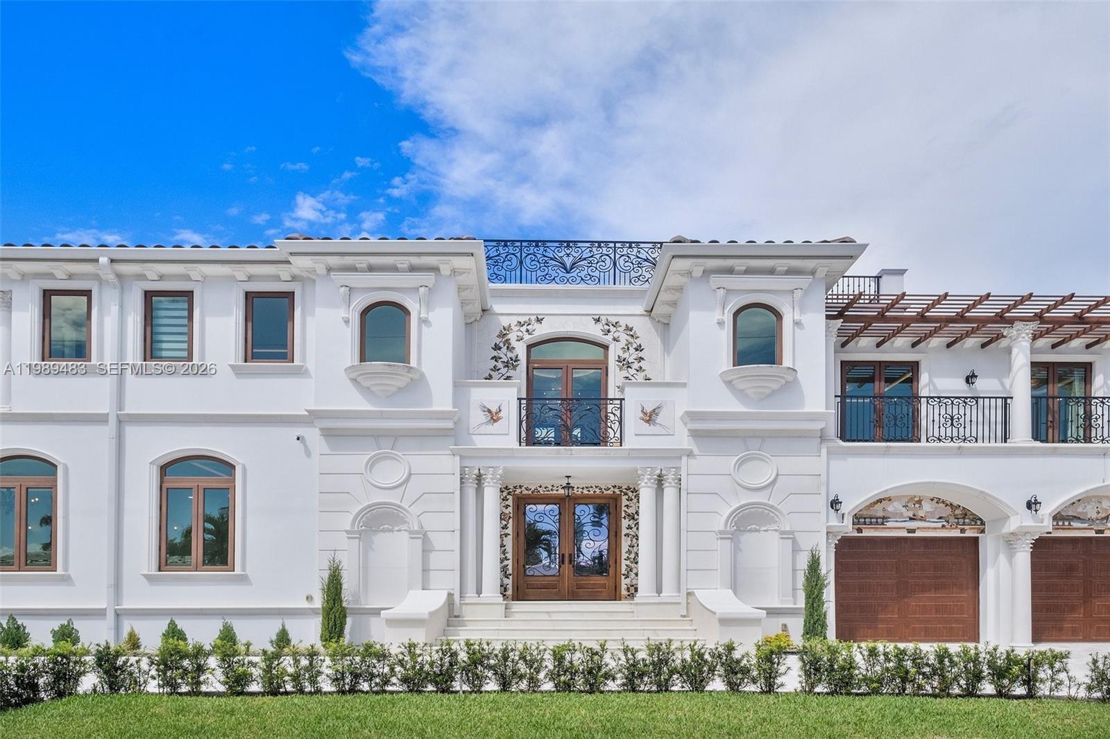 919 92nd St Surfside, FL 33154