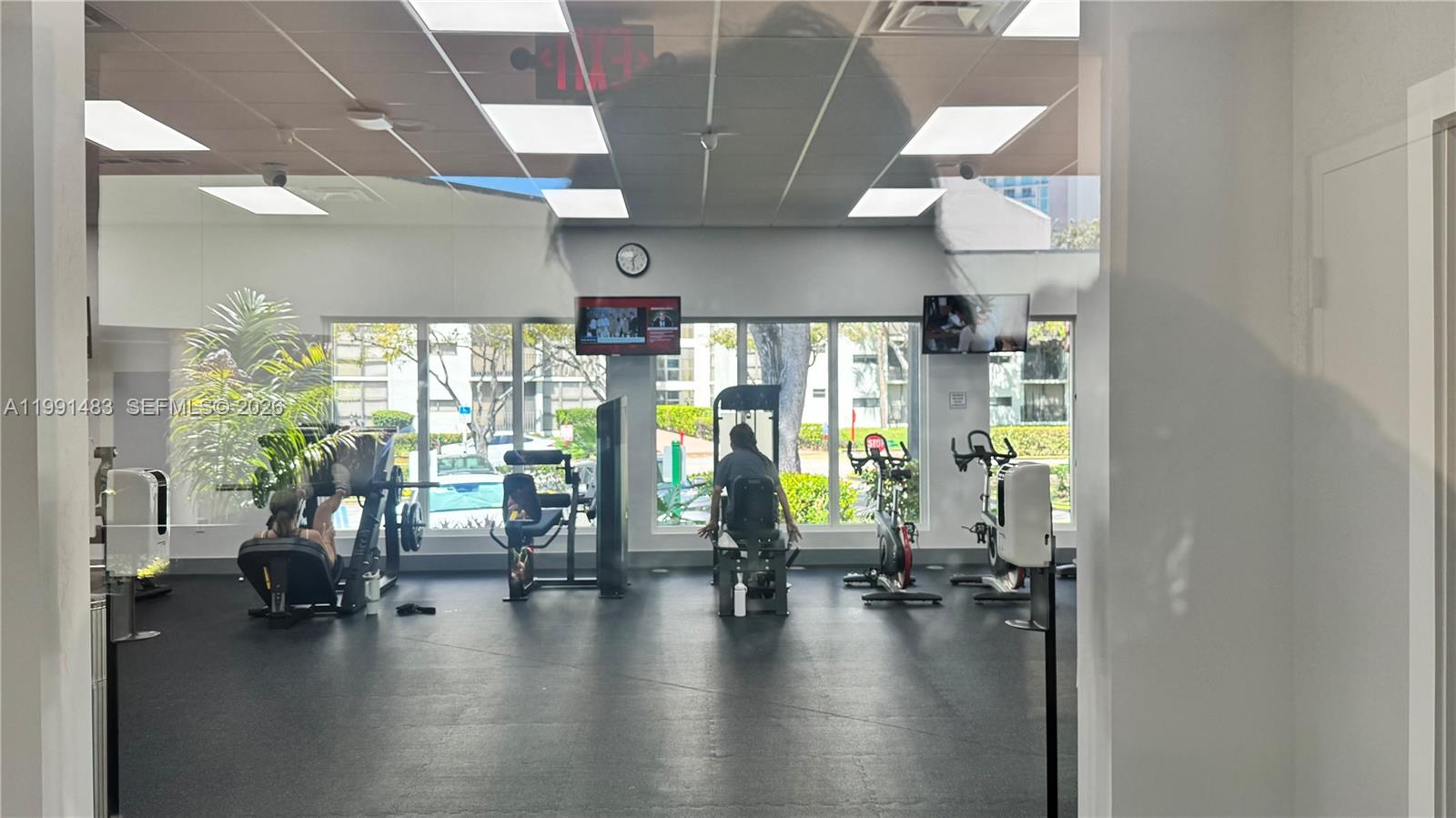 17021 N Bay Rd #1015