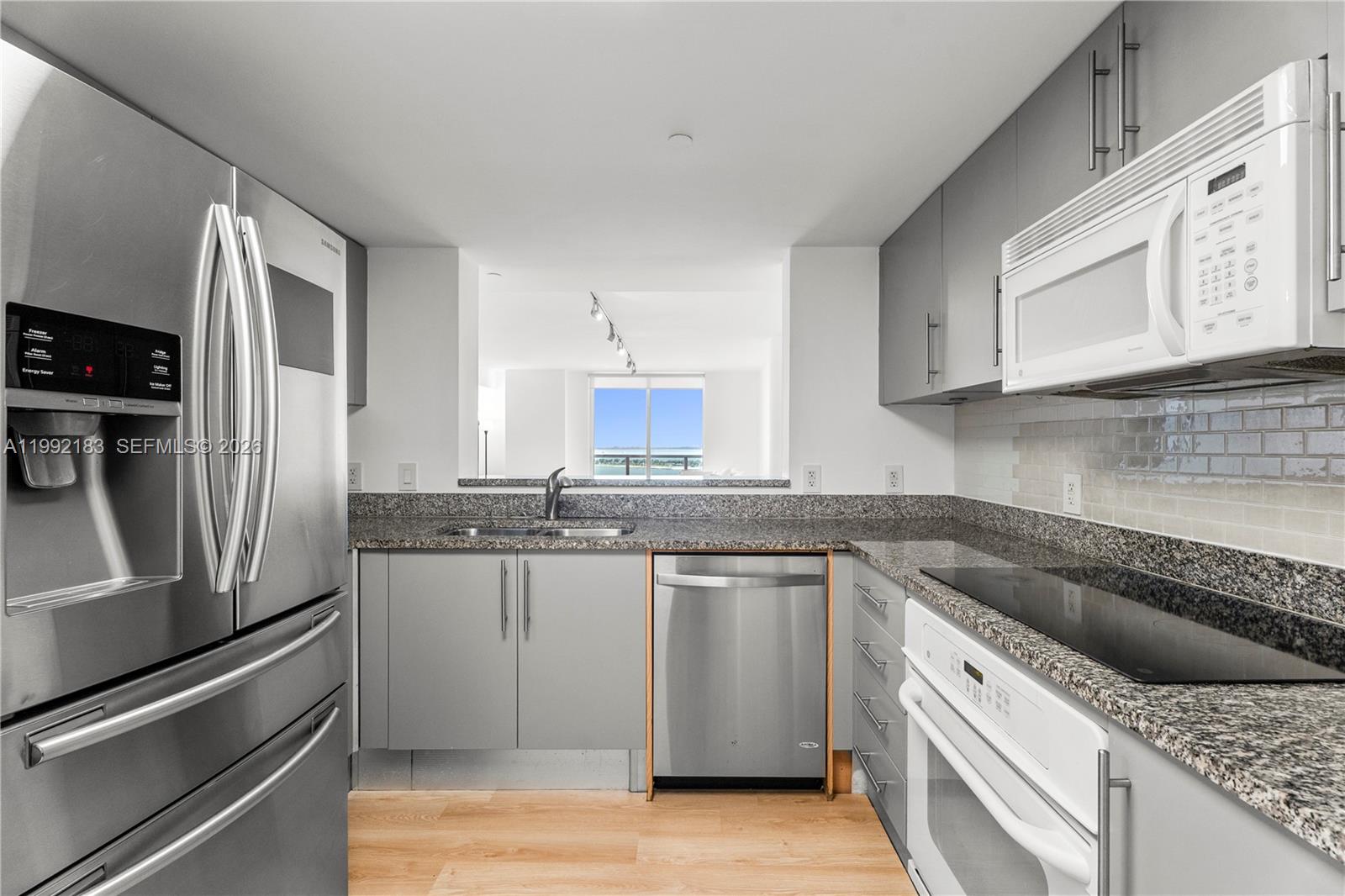 2101 Brickell Ave #806 Miami, FL 33129