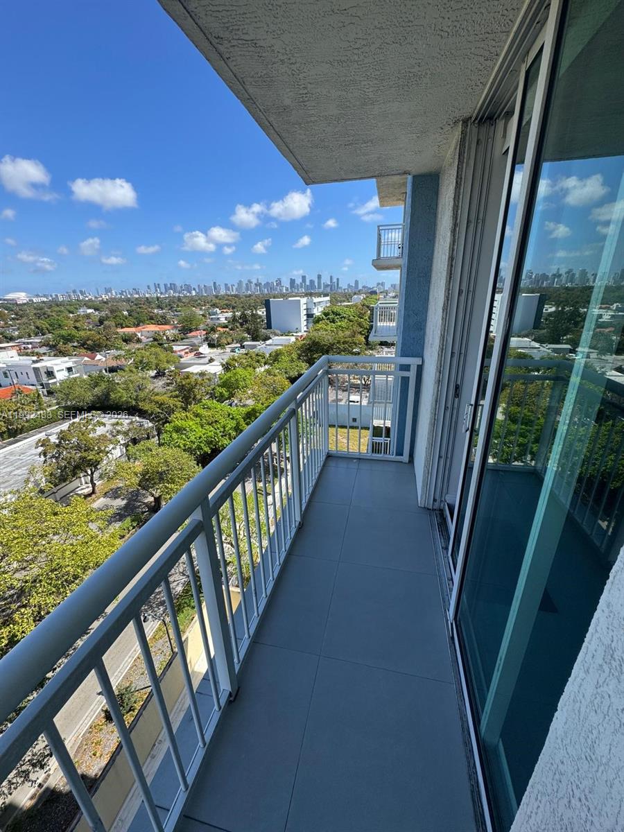 3000 Coral Way #919 Miami, FL 33145