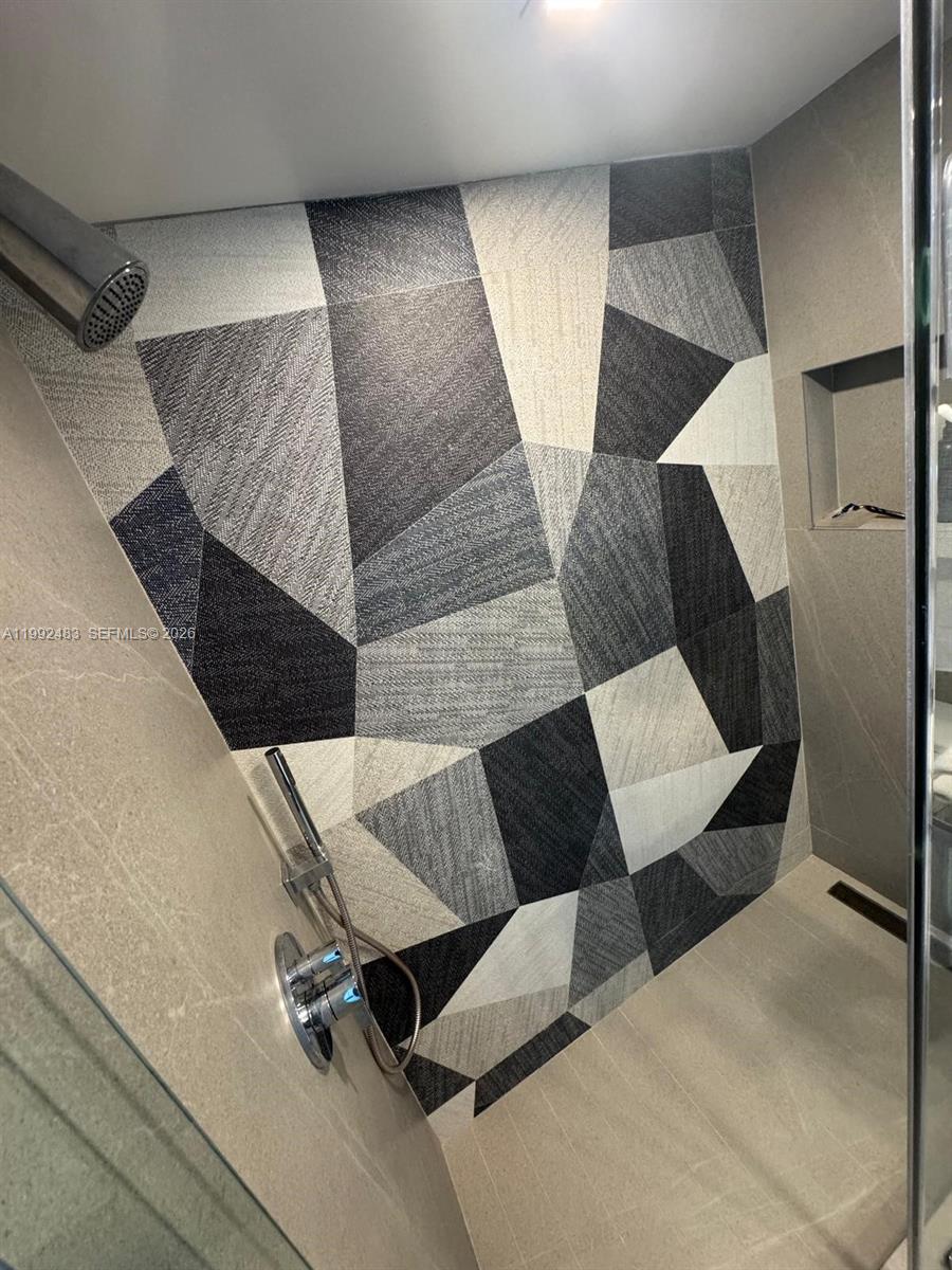 3000 Coral Way #919 Miami, FL 33145